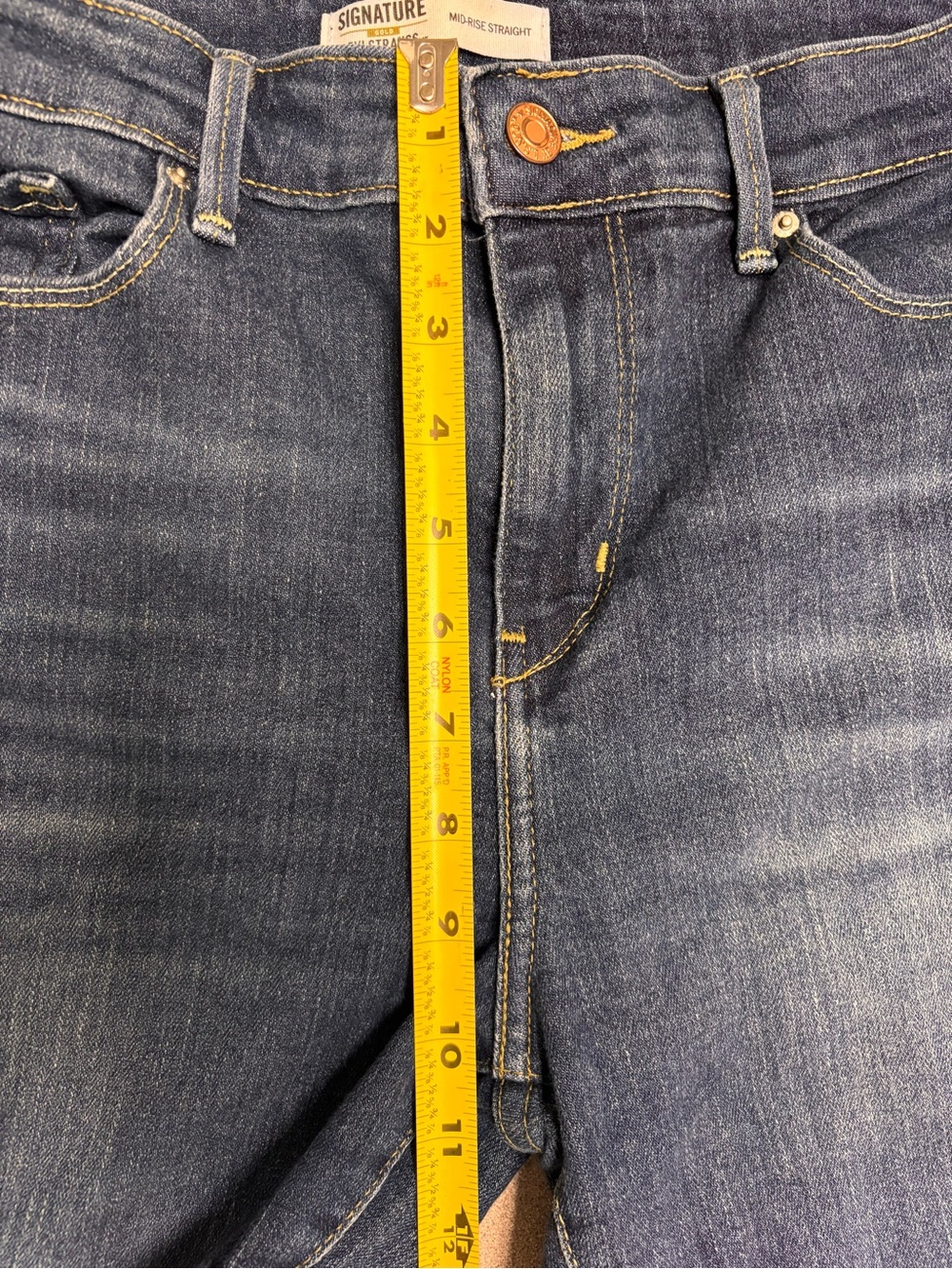 Levi's Jeans Signature Gold Womans 12 M Mid Rise Straight Western Classic Trendy - Picture 8 of 9